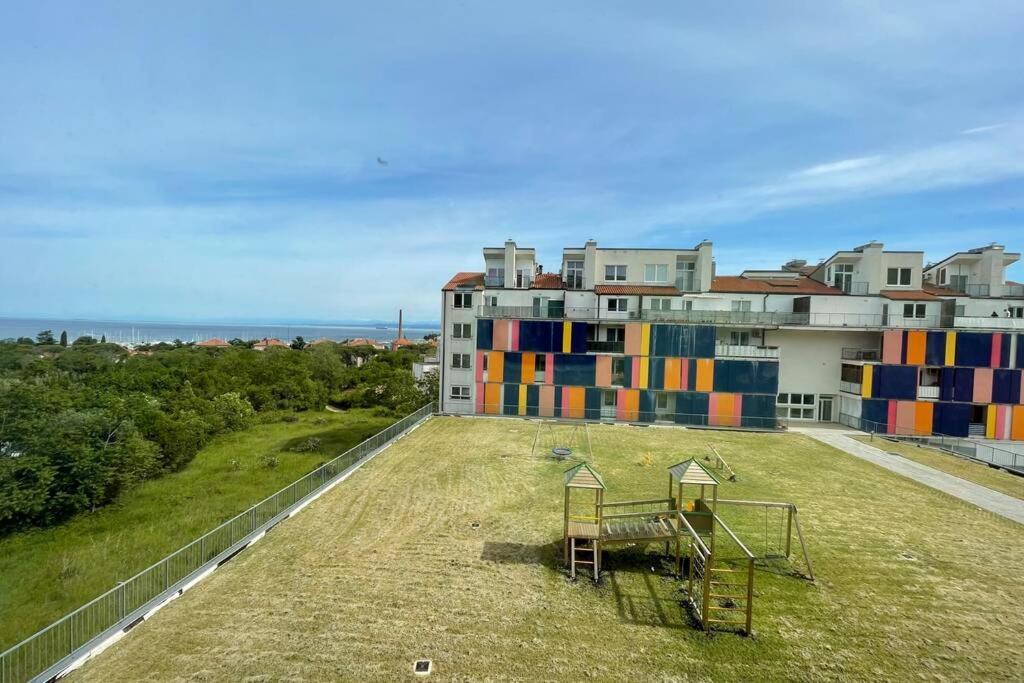 Apartment Gema - One Bedroom Apartment Izola Εξωτερικό φωτογραφία